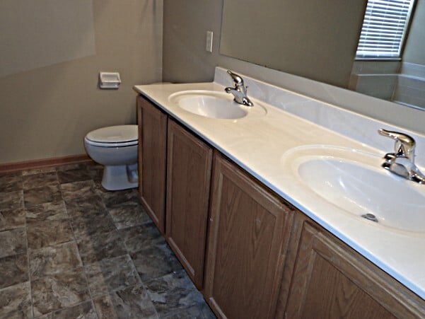 Building Photo - 6571 Hemmingford Dr