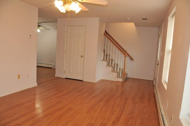 Building Photo - 147 High Rock Rd