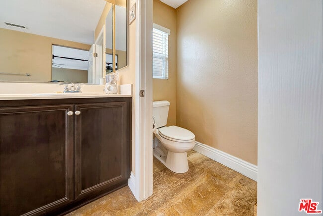 Building Photo - 27060 Mountain Willow Ln