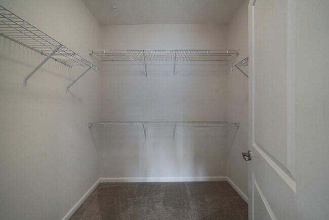 Building Photo - Luxury 3 Bedroom 4 Bath Townhome in Atwater Community
