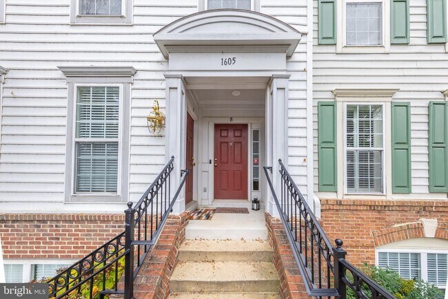 Building Photo - 1605 Potomac Greens Dr