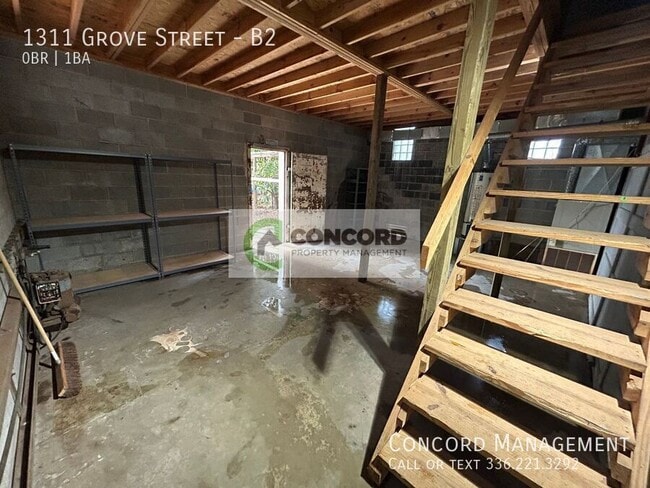 Building Photo - 1311 Grove St