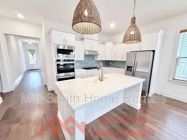 Building Photo - 5628 Draper Trail