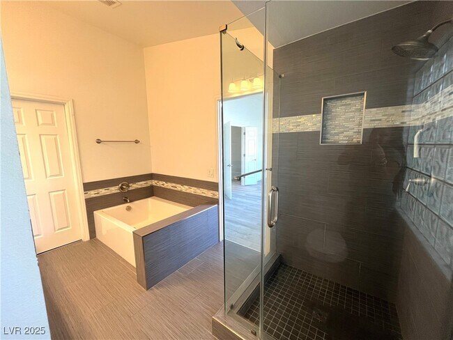 Building Photo - 1604 Wolf Canyon Ct