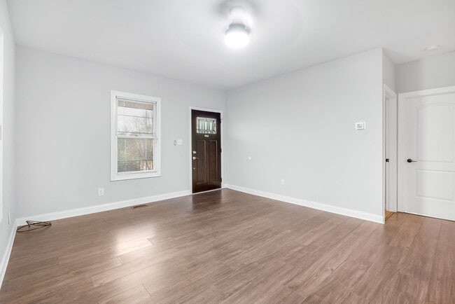 Building Photo - 306 Sacco St