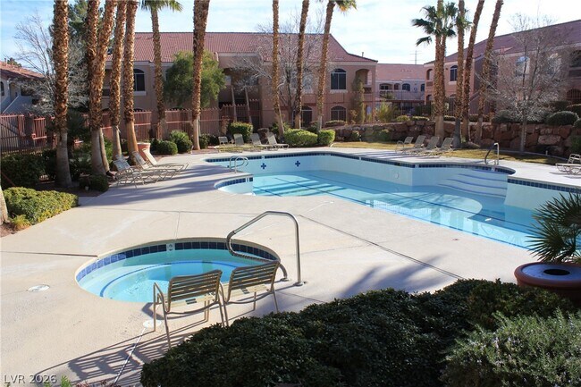 Building Photo - 700 Carnegie St