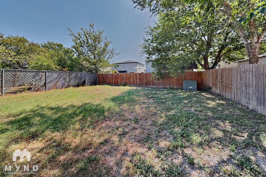 Building Photo - 3606 Cameron Springs