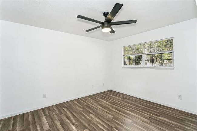 Building Photo - 8250 Kause Rd