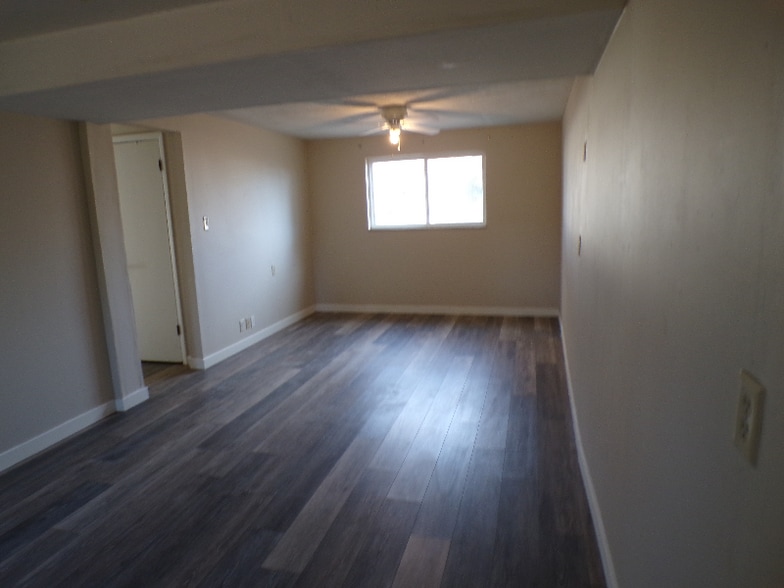 Building Photo - 1308 Hartford St