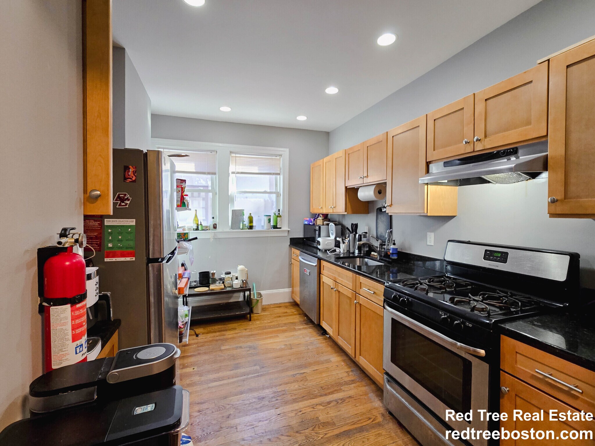 Building Photo - 299 Chestnut Ave