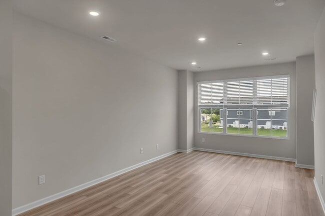 Building Photo - 1206 Harper Lndg