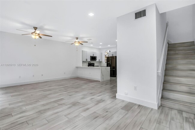 Building Photo - 4977 SW 135th Way