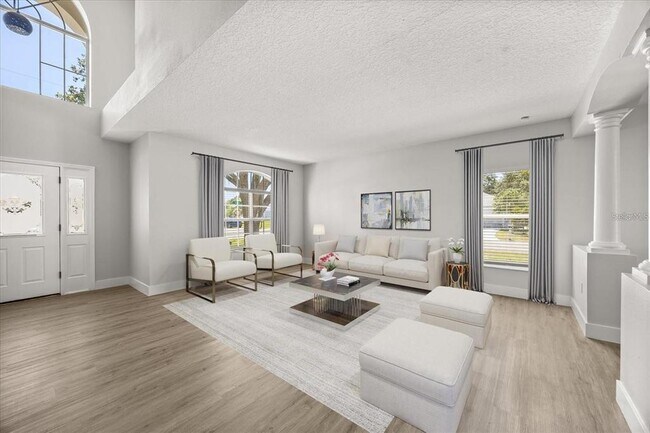 Building Photo - 724 Tahiti Dr
