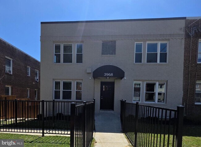 Building Photo - 3968 Martin Luther King Jr Ave SW