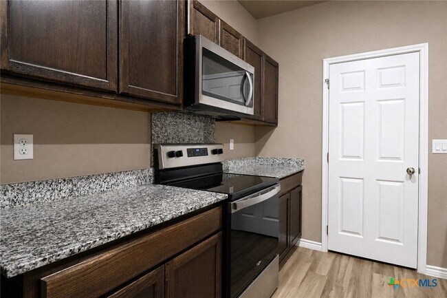 Building Photo - 1204 N 18th St