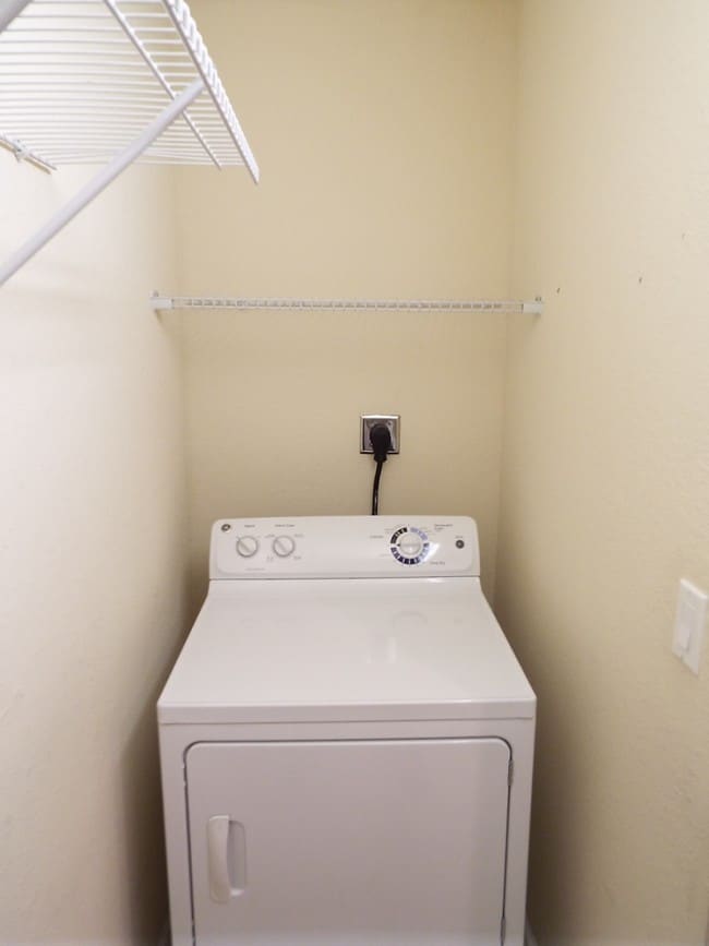 Building Photo - 13100 Bella Casa Cir