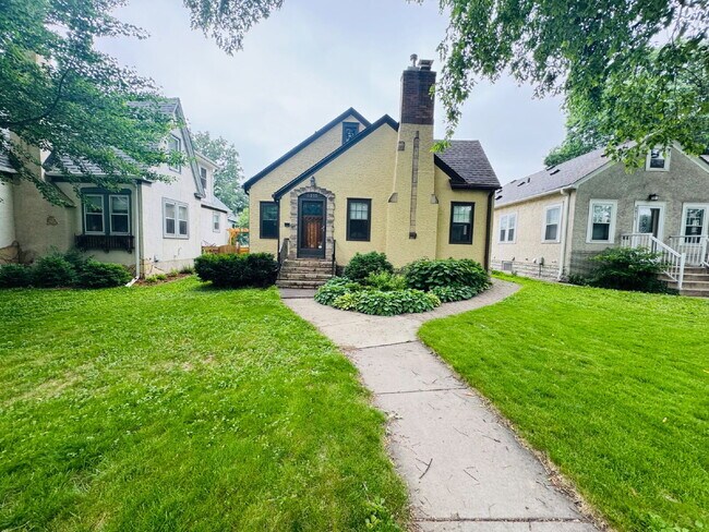 Building Photo - 5125 Columbus Ave S