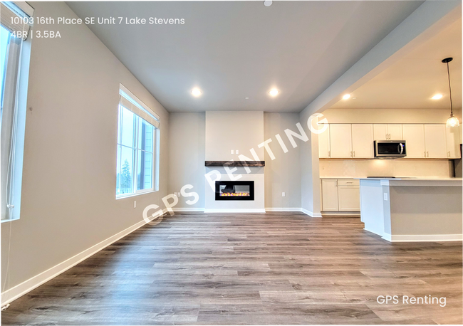 Building Photo - Beautiful 4bed 3.5 bath at Roxburghe in La...