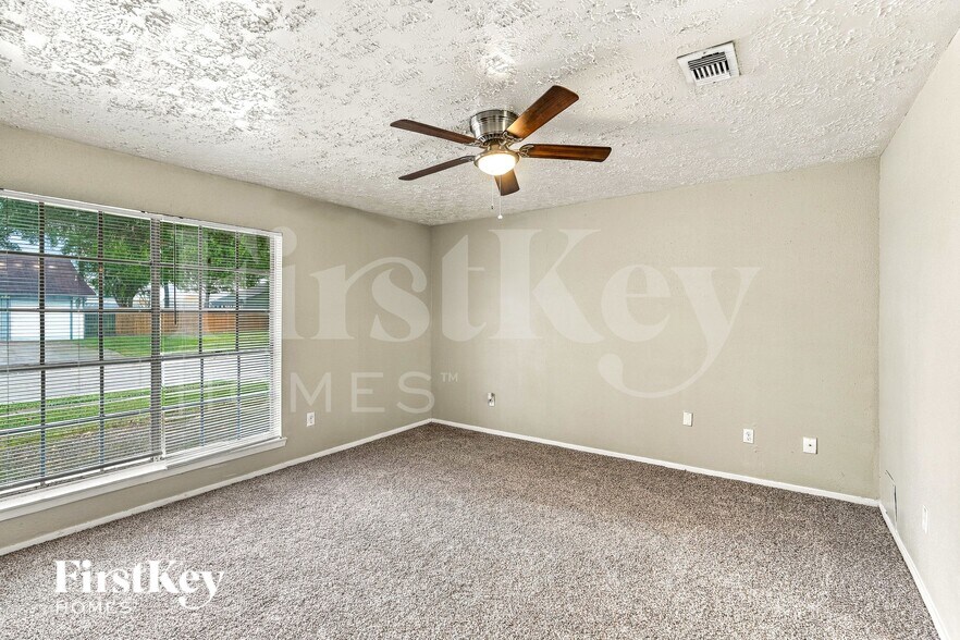 Building Photo - 16410 Sky Blue Ln