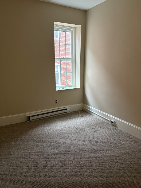 Building Photo - 164 Chestnut St