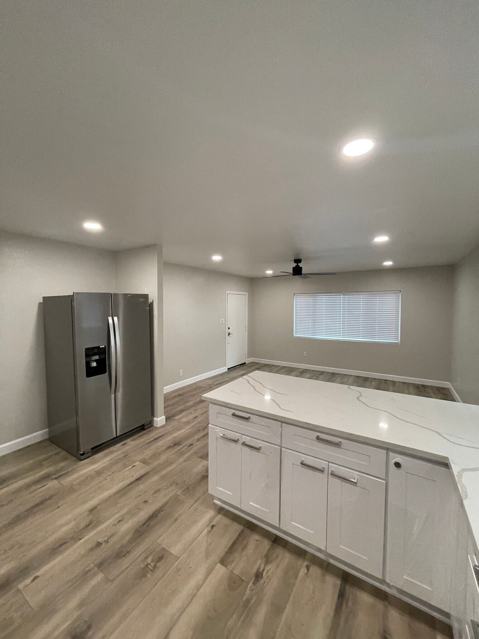 Kitchen - 1012 Cypress Ave