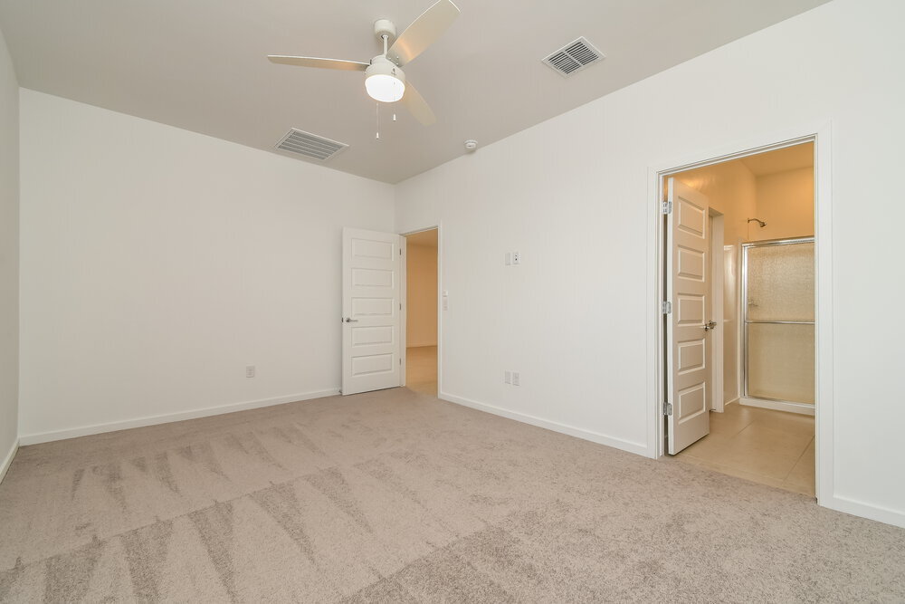 Building Photo - 10336 W Harper St