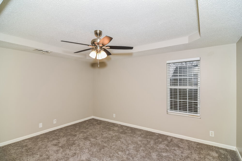 Building Photo - 2728 Painted Pony Dr