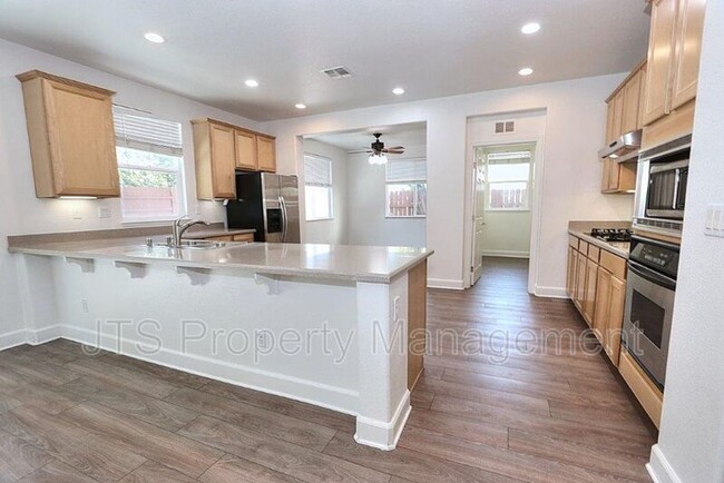 Building Photo - 150 Allaire Cir