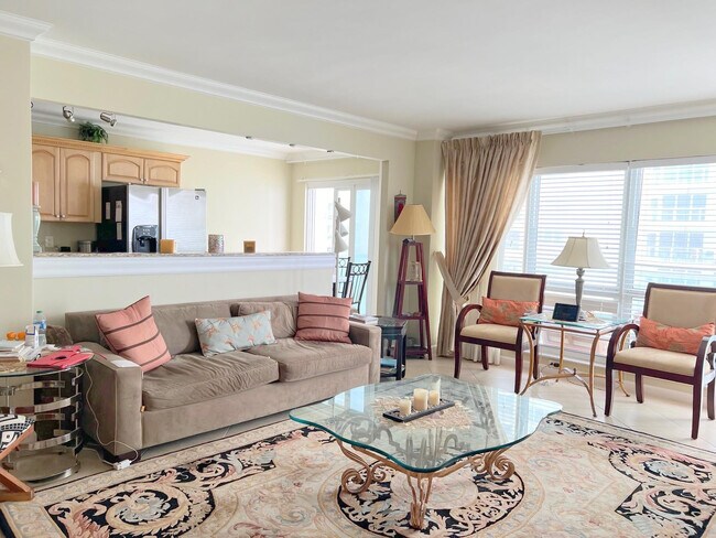 Building Photo - 3400 Galt Ocean Dr