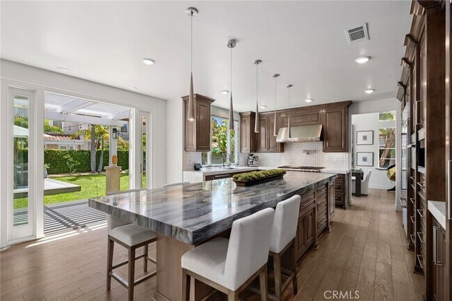 Building Photo - 12380 Marlow Ave