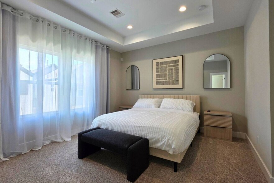 Building Photo - 8326 Curry Rd