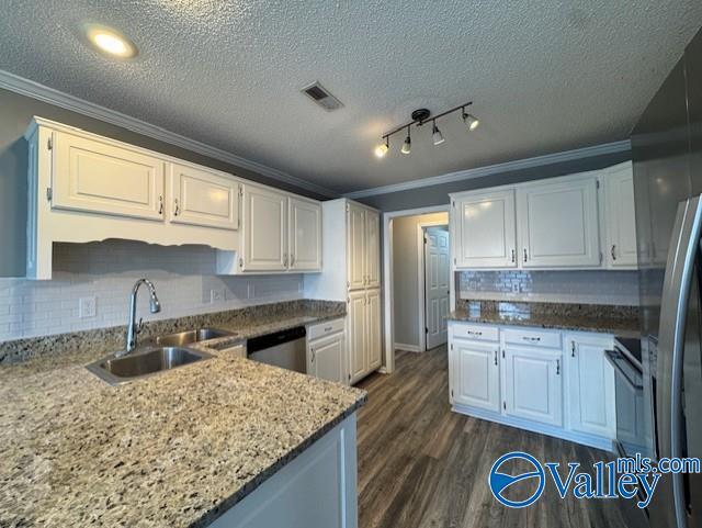 Building Photo - 106 Claytor Ln