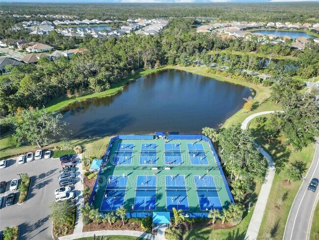 Building Photo - 13013 Steinhatchee Loop