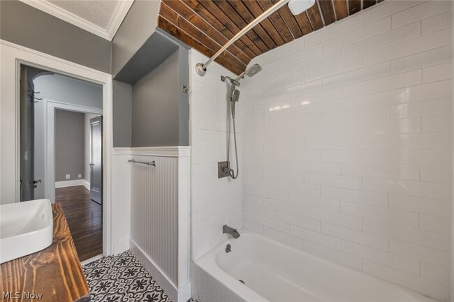 Building Photo - 14521 Garfield Ave