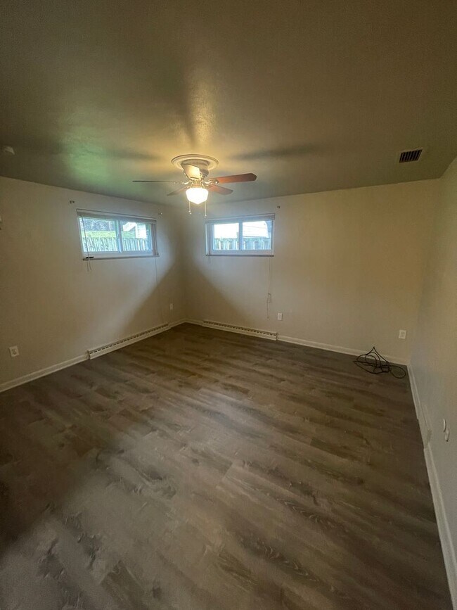 Building Photo - 7th Avenue Duplex