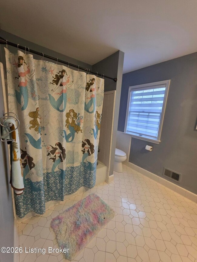 Building Photo - 8802 Nottingham Pkwy