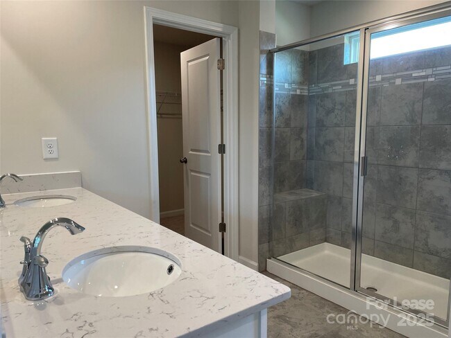 Building Photo - 17618 Snug Harbor Rd