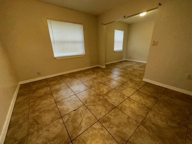 Building Photo - 184 Benchor Rd NW