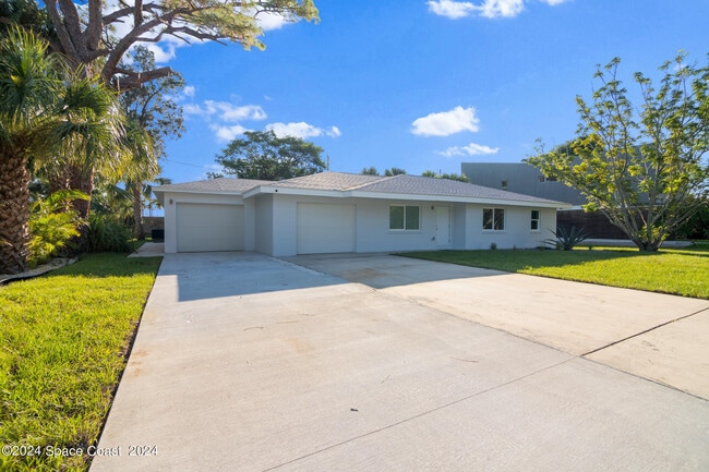 Building Photo - 421 Audubon Dr