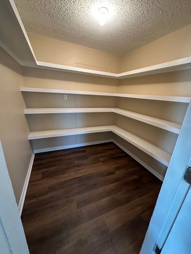 Building Photo - Newly renovated 3 bedroom 2 bath in East Houma