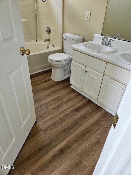 Building Photo - 2116 Star Sapphire Dr