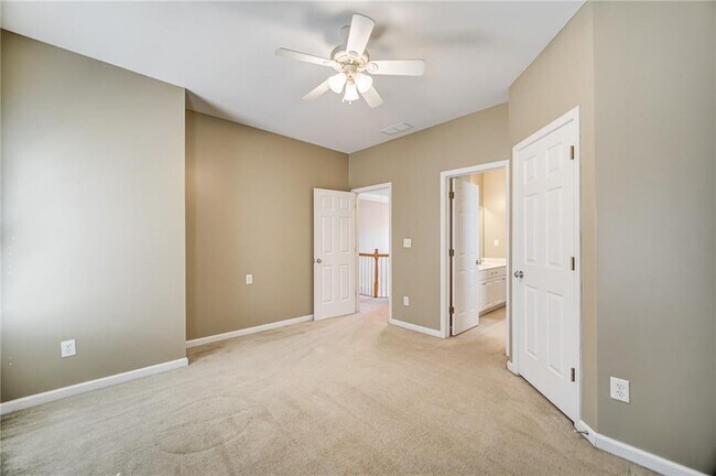 Building Photo - 1164 Lakefield Walk SW
