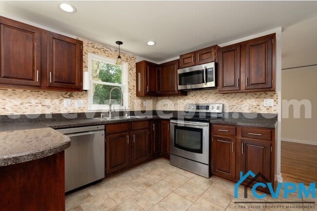 Building Photo - 10827 Topbranch Ln