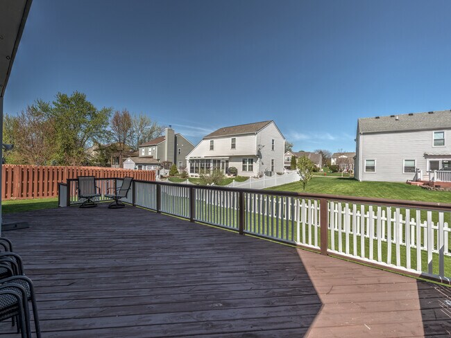 Building Photo - 1810 Van Dyke Ln