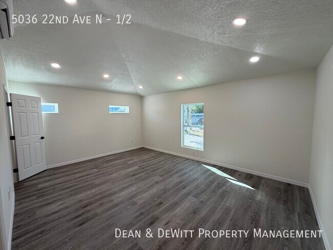 Building Photo - 5036 22nd Ave N