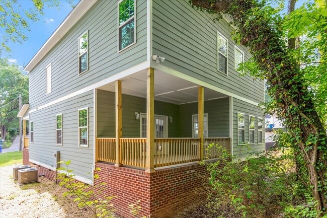 Building Photo - Gorgeous New Construction in Downtown Durham – Move-In Ready!