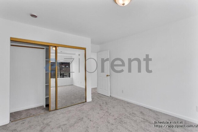 Building Photo - 609 Cambridge St