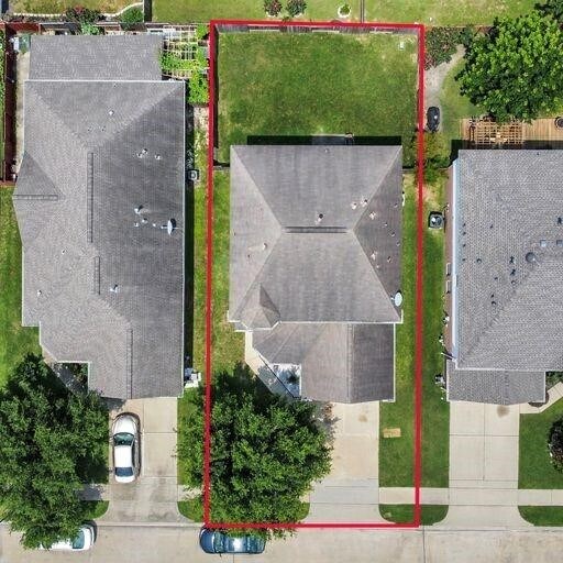 Building Photo - 2723 Oak Ridge Park Dr