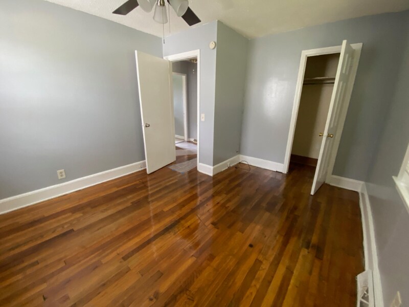 Building Photo - 3602 Rose Dr