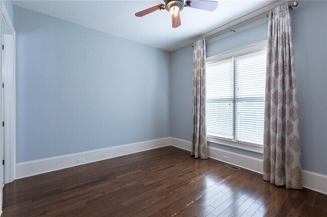 Building Photo - 2360 Manor Creek Ct